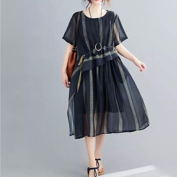 NWT* Unique Dress - Picture 2 of 7